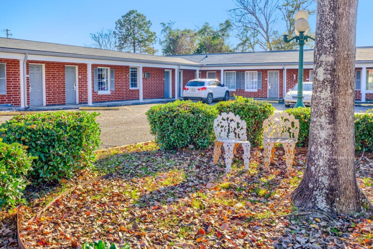 Adams Inn Dothan Exterior photo