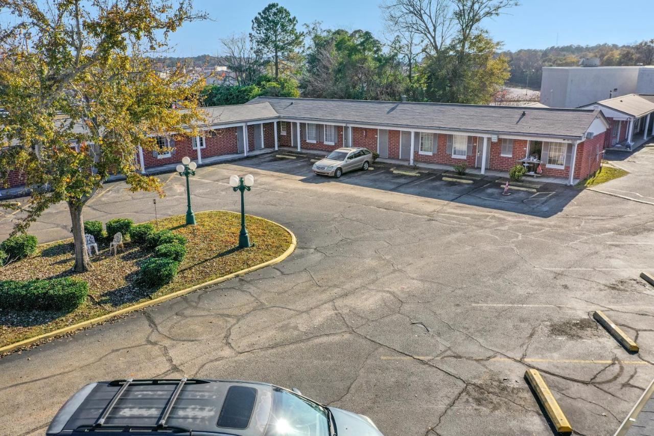 Adams Inn Dothan Exterior photo